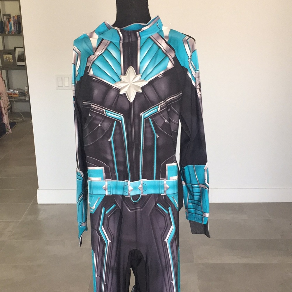 Captain Marvel Starforce Halloween Costume Adult M